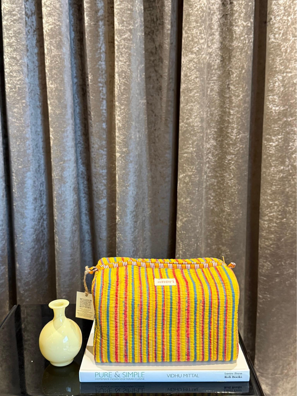 SUNSHINE STRIPES WEEKEND POUCH
