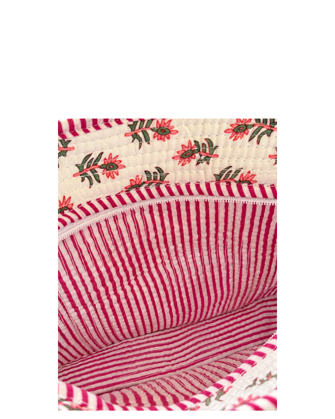 Amer Tote